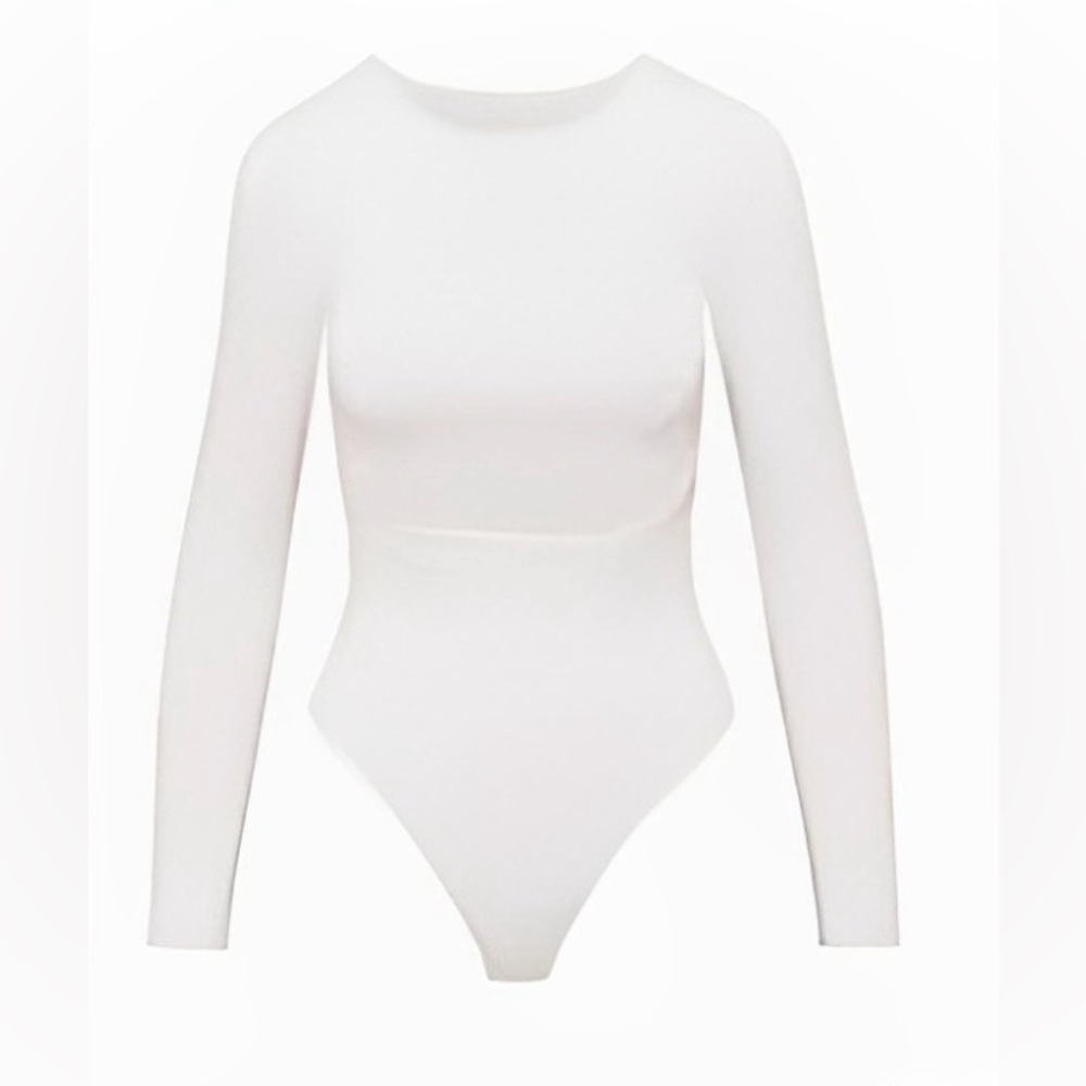 Aritzia Babaton  Segovia Contour Bodysuit in Iced Lavender